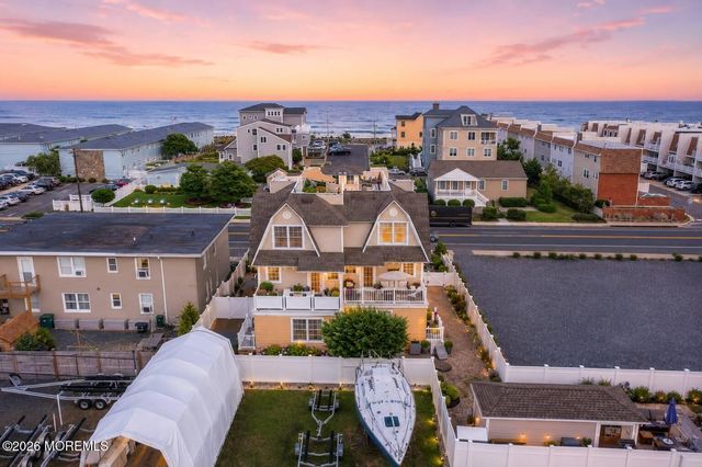 1246 Ocean Avenue B, Sea Bright, NJ 07760
