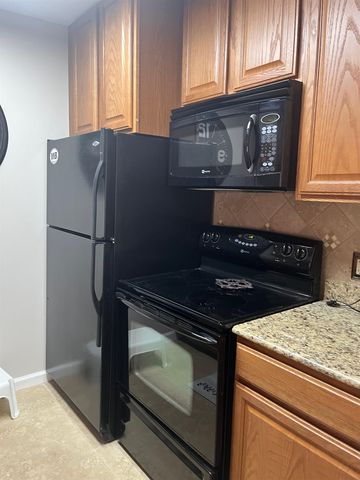 303 20th Ave S Apt 206, Myrtle Beach, SC 29577
