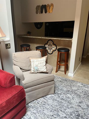 303 20th Ave S Apt 206, Myrtle Beach, SC 29577