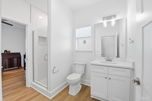 2721 Bay St, Gulf Breeze, FL 32563