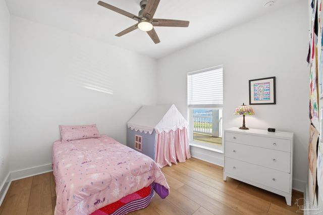 2721 Bay St, Gulf Breeze, FL 32563