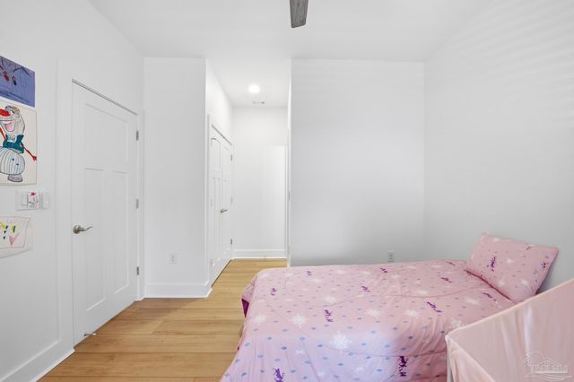 2721 Bay St, Gulf Breeze, FL 32563