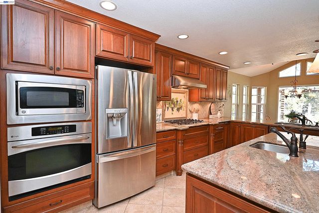 8133 Via Zapata, Dublin, CA 94568