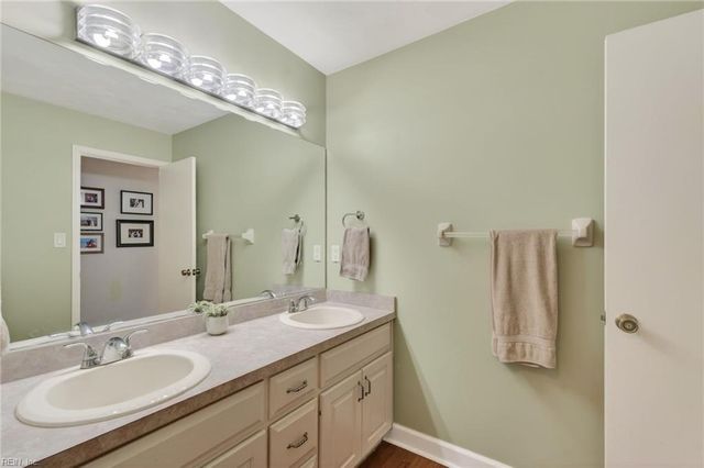 943 Camino Real S, Virginia Beach, VA 23456