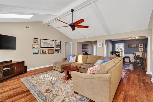 943 Camino Real S, Virginia Beach, VA 23456