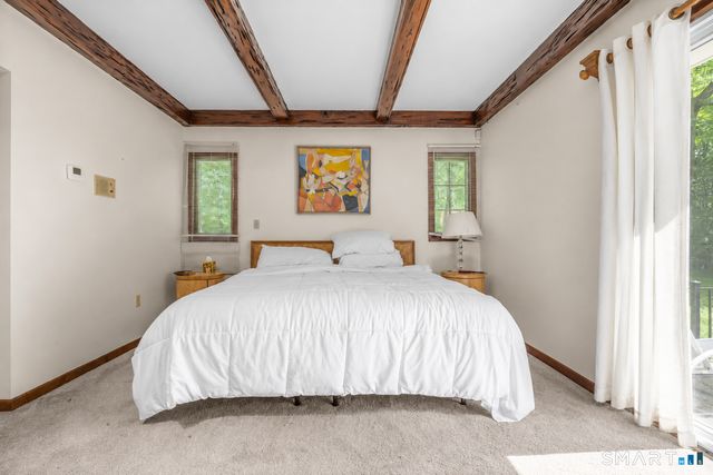 12 Jenick Lane, Woodbridge, CT 06525