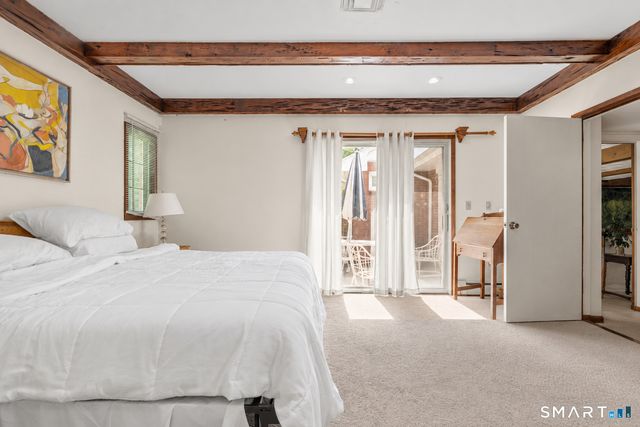 12 Jenick Lane, Woodbridge, CT 06525