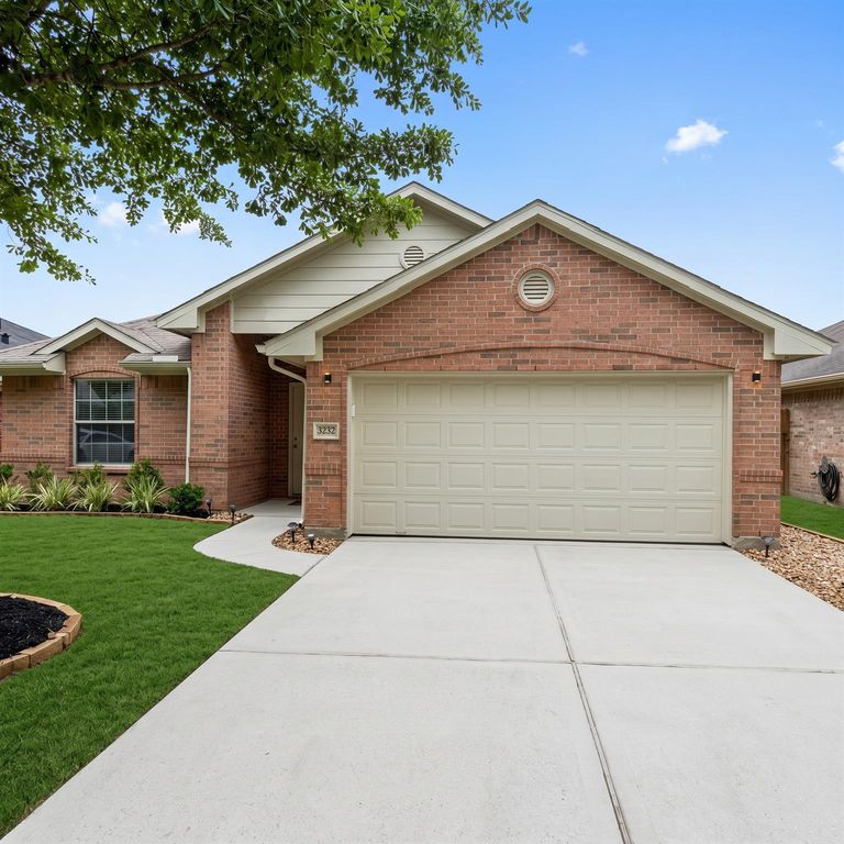 32327 Cross Spring Park Lane, Conroe, TX 77385