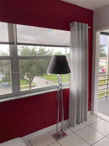 4341 NW 16th St 308, Lauderhill, FL 33313