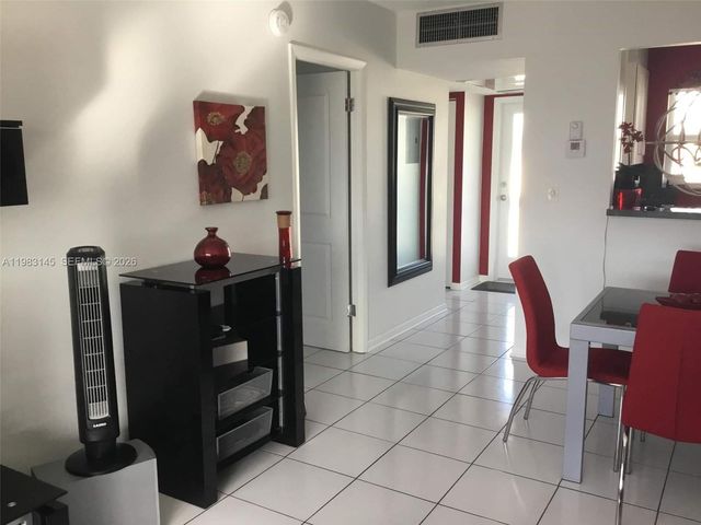 4341 NW 16th St 308, Lauderhill, FL 33313