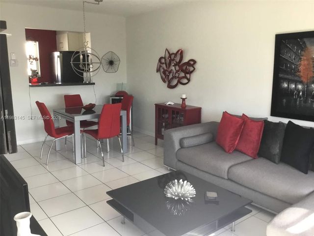 4341 NW 16th St 308, Lauderhill, FL 33313