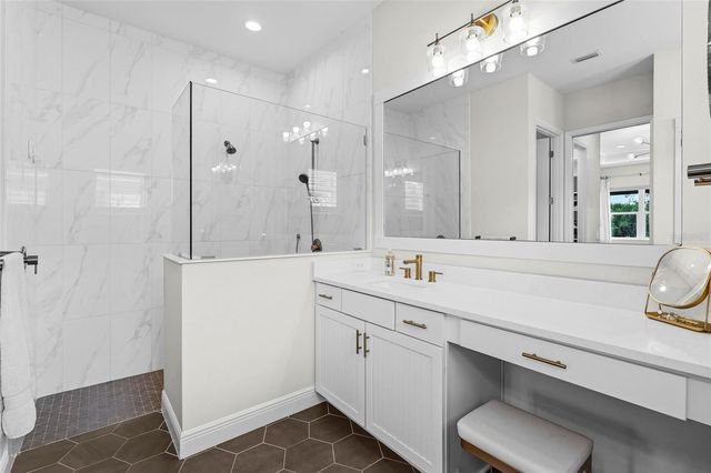 733 TAILWIND PLACE, Sarasota, FL 34240
