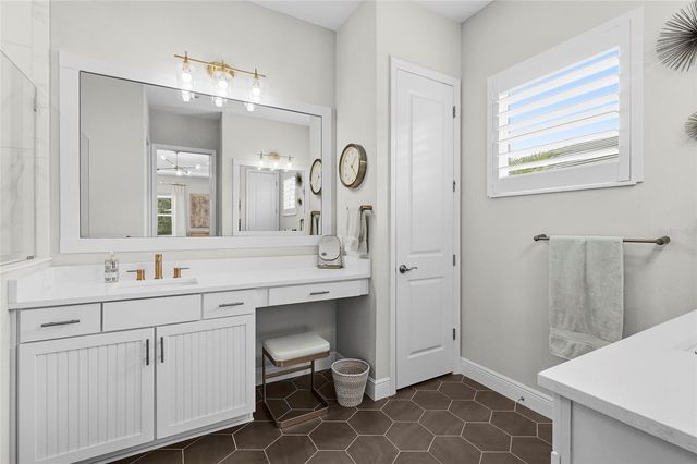 733 TAILWIND PLACE, Sarasota, FL 34240