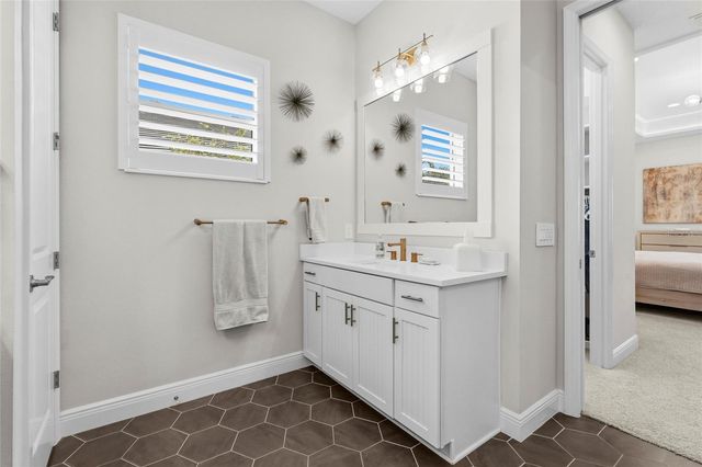 733 TAILWIND PLACE, Sarasota, FL 34240