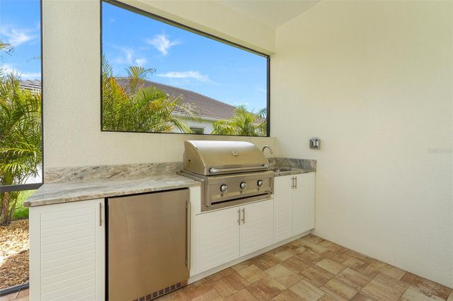 733 TAILWIND PLACE, Sarasota, FL 34240