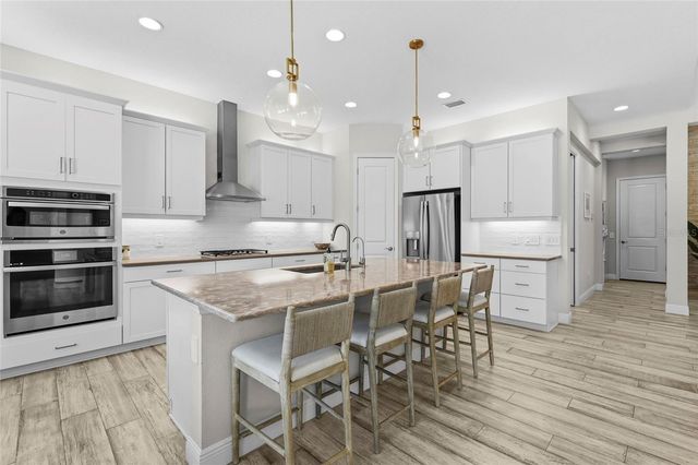 733 TAILWIND PLACE, Sarasota, FL 34240