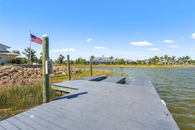 733 TAILWIND PLACE, Sarasota, FL 34240