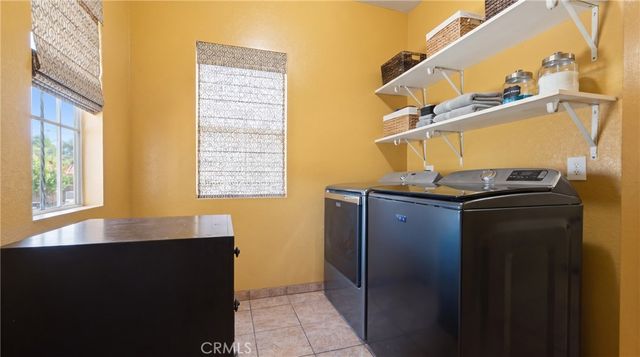 457 N Fresno, Los Angeles, CA 90063