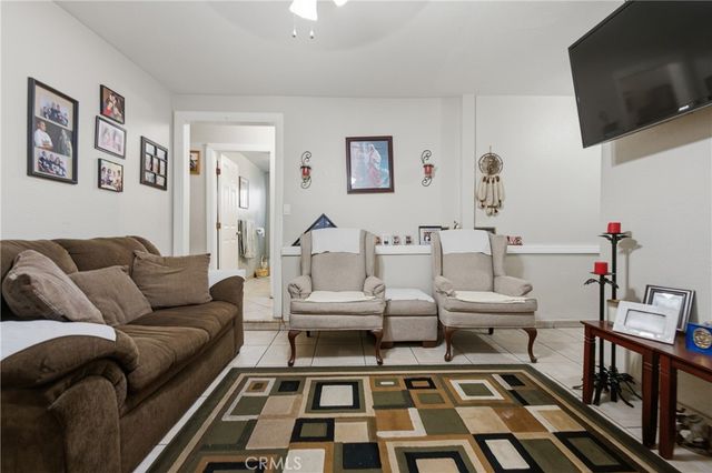 457 N Fresno, Los Angeles, CA 90063