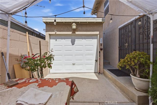 457 N Fresno, Los Angeles, CA 90063