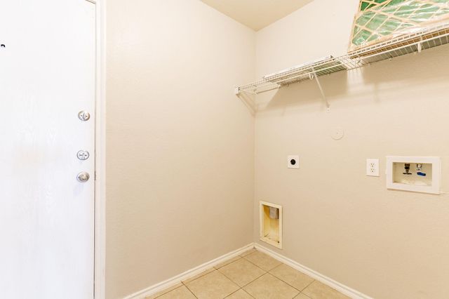 22918 Twisting Pine Drive, Spring, TX 77373