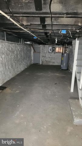 2865 W LAFAYETTE AVE, Baltimore, MD 21216