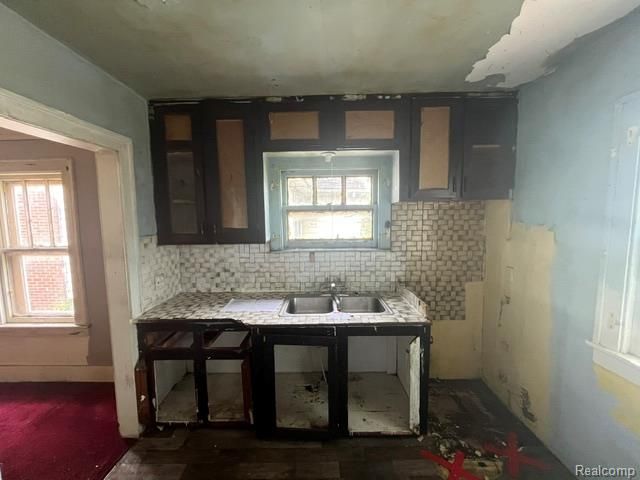 13606 Wisconsin Street, Detroit, MI 48238