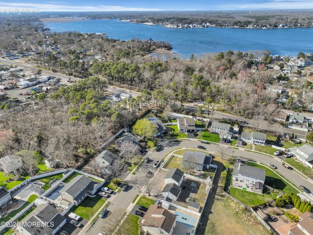 521 Dorothy Place, Brick, NJ 08723