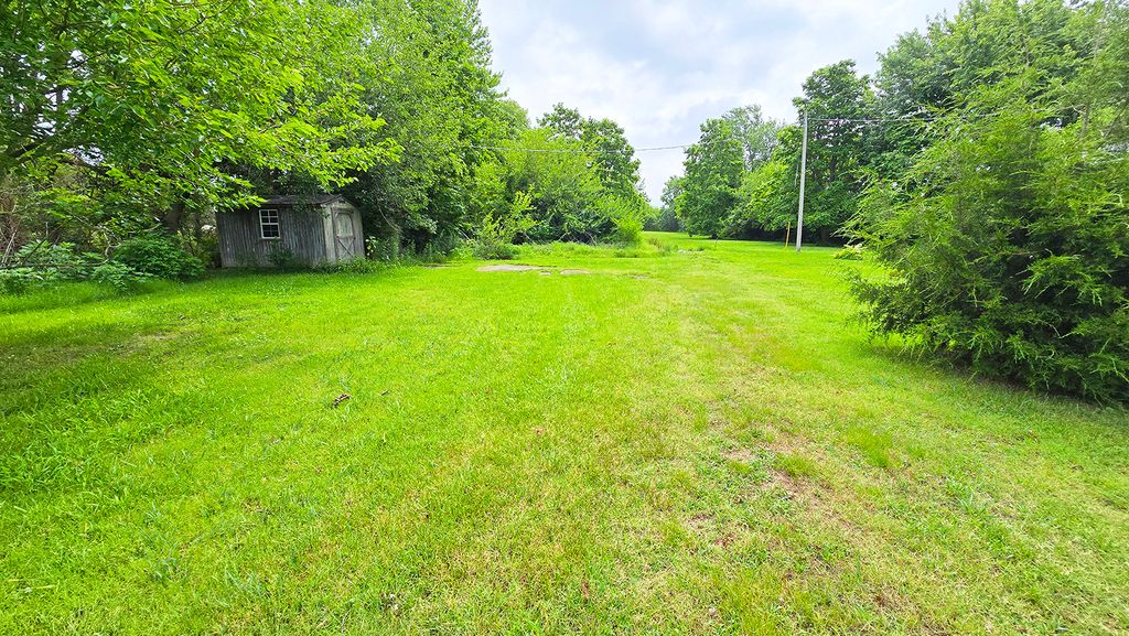 Image 2 of property listing at 22290 N US Highway 51, Centralia, IL 62801