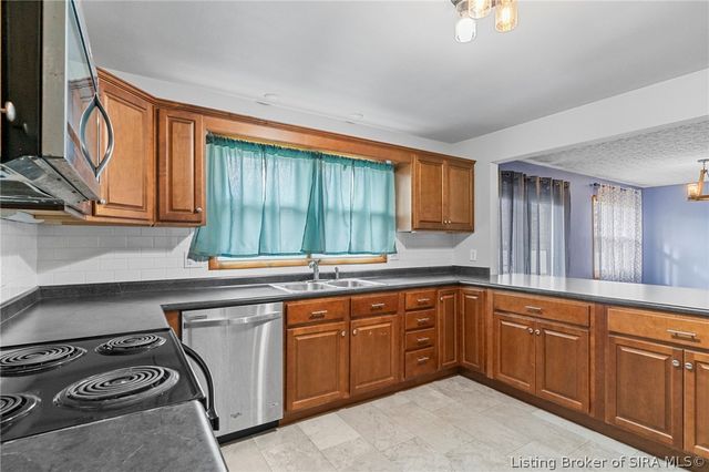 2301 Blackmore Street, Madison, IN 47250