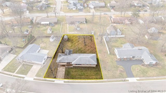 2301 Blackmore Street, Madison, IN 47250