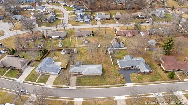 2301 Blackmore Street, Madison, IN 47250