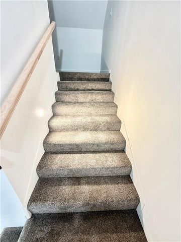 915 E 2nd Street, Maryville, MO 64468