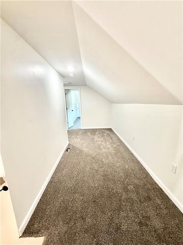 915 E 2nd Street, Maryville, MO 64468