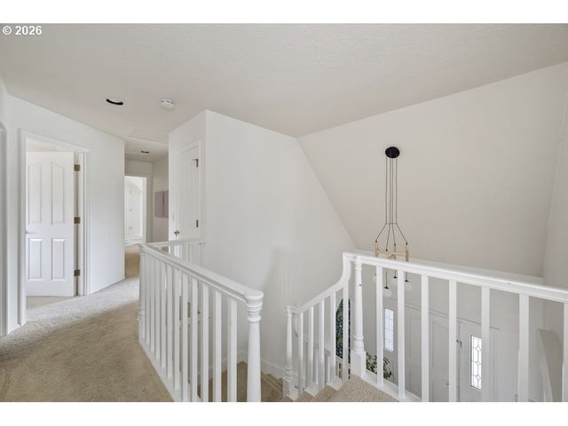 592 Ne GOLDIE Dr, Hillsboro, OR 97124