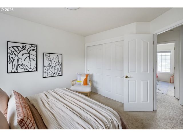 592 Ne GOLDIE Dr, Hillsboro, OR 97124