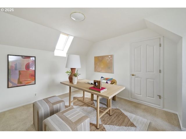 592 Ne GOLDIE Dr, Hillsboro, OR 97124