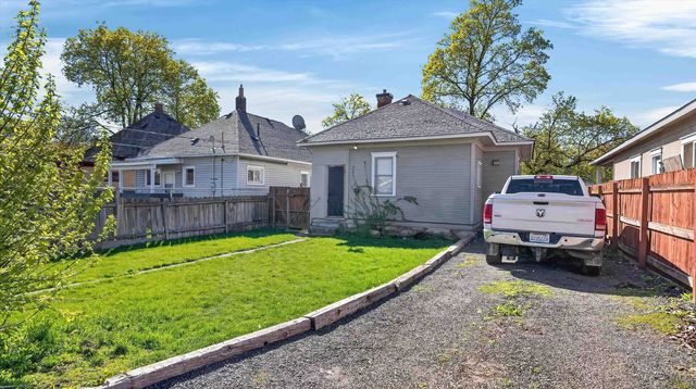 2224 W Boone Ave, Spokane, WA 99201