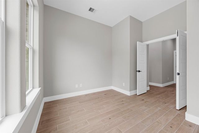 1511 Greenbriar Drive, Huntsville, TX 77340