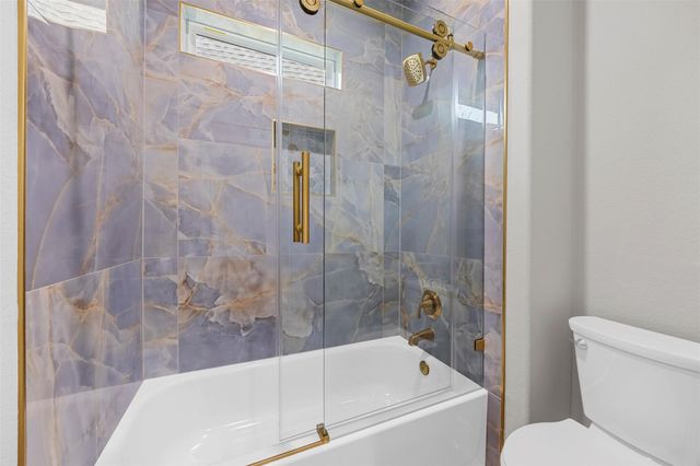 1511 Greenbriar Drive, Huntsville, TX 77340