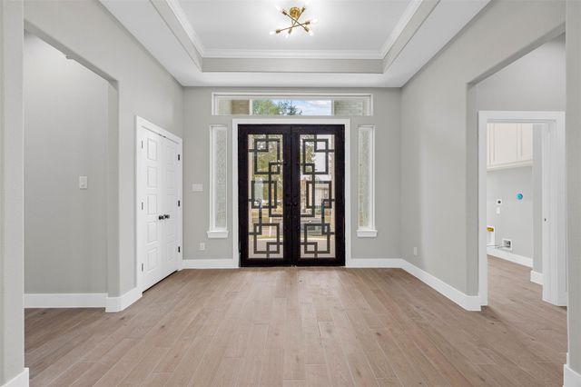 1511 Greenbriar Drive, Huntsville, TX 77340