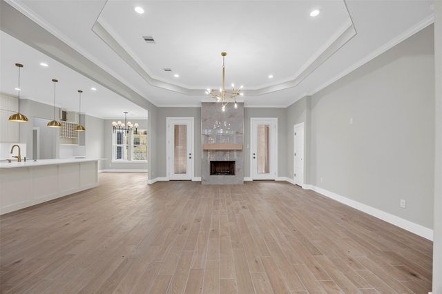 1511 Greenbriar Drive, Huntsville, TX 77340