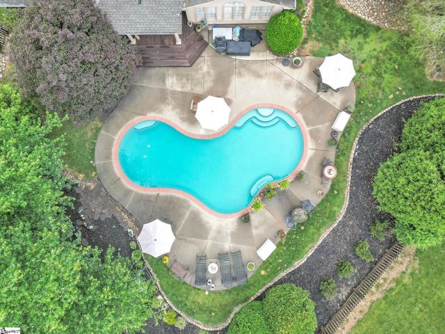 1 Squires Meadow Court, Simpsonville, SC 29681