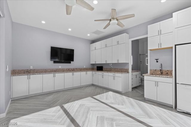 7277 Sashaying Spirit Court, Las Vegas, NV 89131