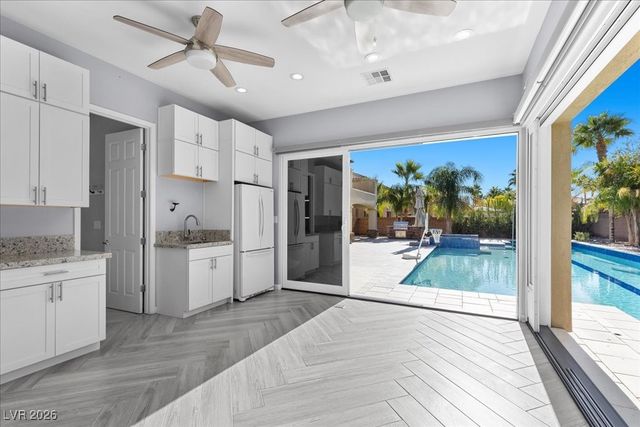 7277 Sashaying Spirit Court, Las Vegas, NV 89131