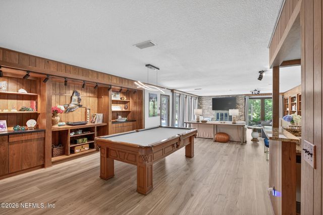 10440 SYLVAN Lane W, Jacksonville, FL 32257