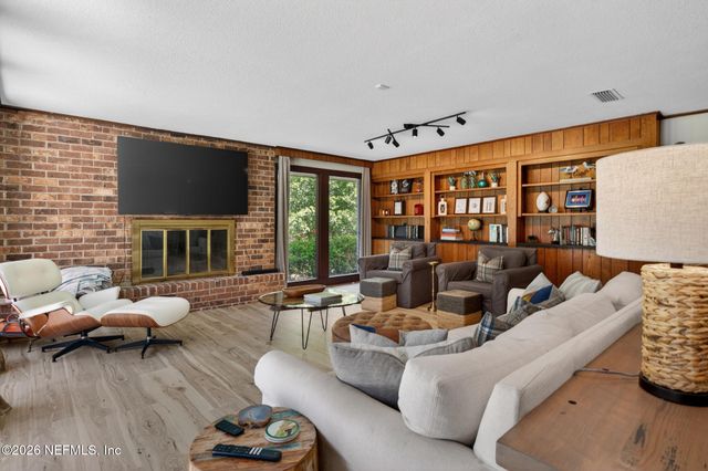 10440 SYLVAN Lane W, Jacksonville, FL 32257