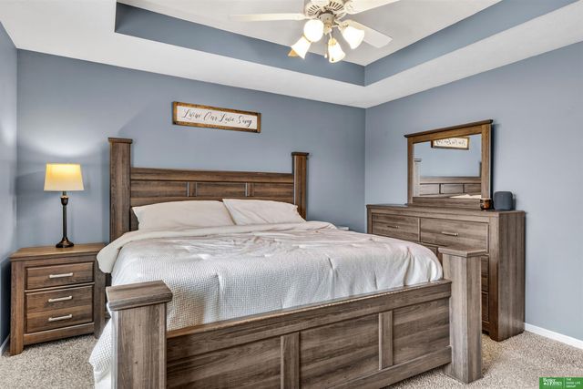 8906 S 68th Street, Papillion, NE 68133