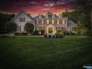 28 Arbor Road, North Caldwell, NJ 07006