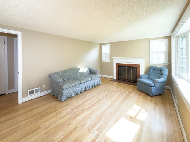 118 Burnbrook Road, East Hartford, CT 06118